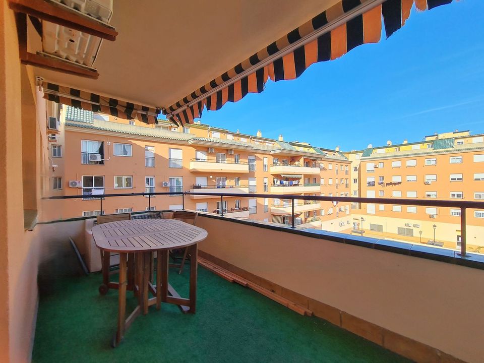 Villa i San Luis De Sabinillas, Malaga - foto 1