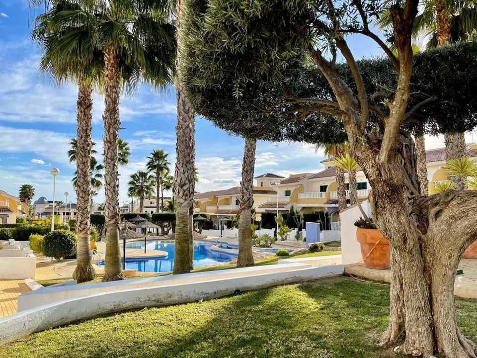 Dorpshuis in Ciudad Quesada, Alicante - foto 1