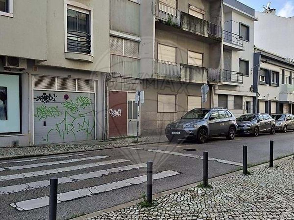 Erhvervsejendom i Barreiro, Setubal - foto 1