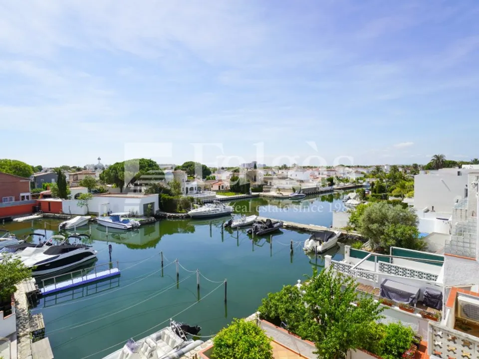 Villa i Empuriabrava, Gerona - foto 2