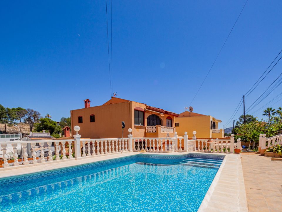 Villa i La Nucia, Alicante - foto 1