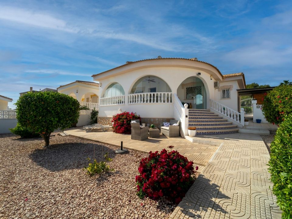Villa i Benijofar, Alicante - foto 1