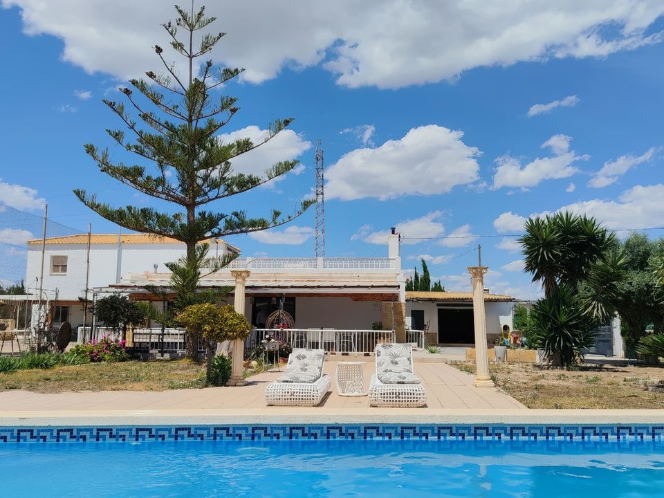 Landejendom i Los Montesinos, Alicante - foto 1