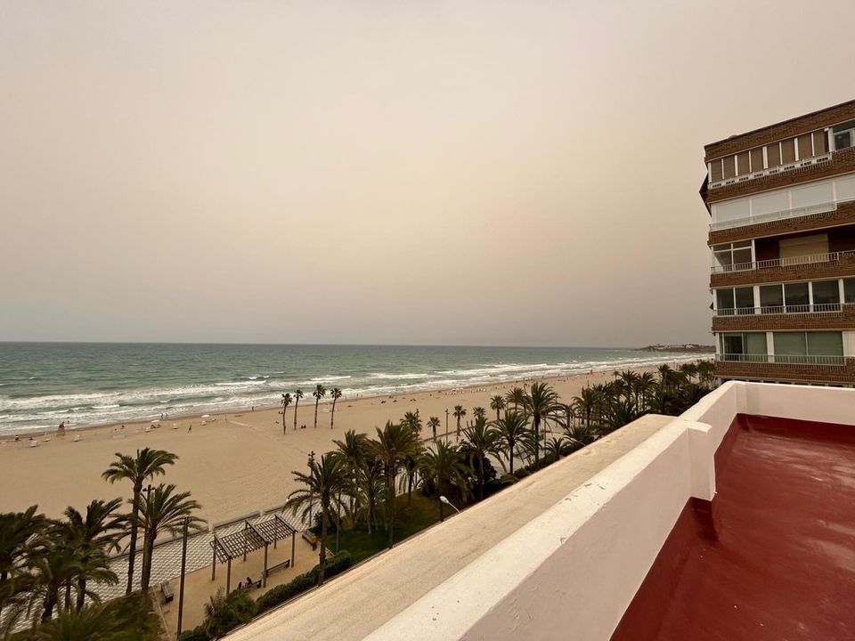 Lejlighed i Casco San Juan, Alicante - foto 1