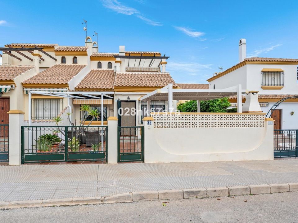 Byhus i La Zenia, Alicante - foto 1