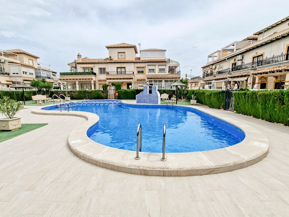 Byhus i La Zenia, Alicante - foto 1