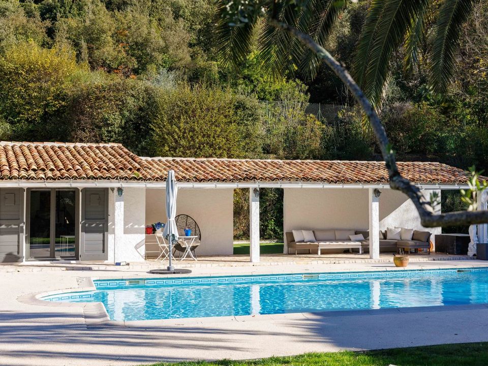 Villa i La Colle-sur-Loup, Alpes-Maritimes - foto 2