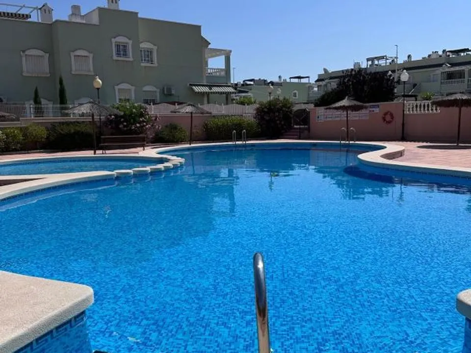Bungalow - Gran Alacant, Alicante - photo 3