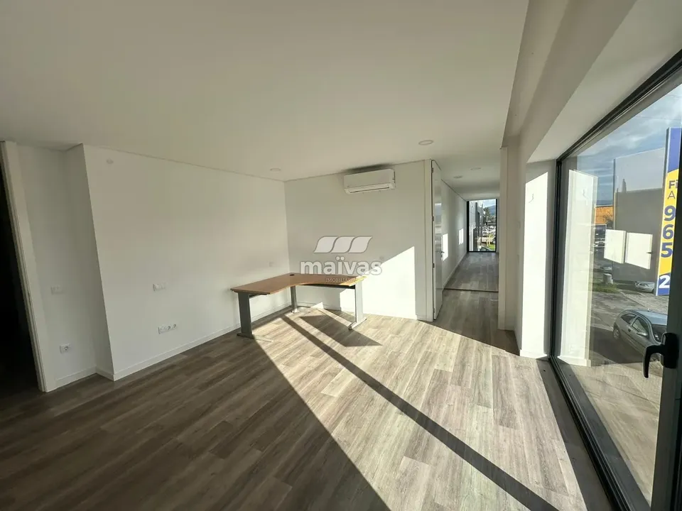 Commercial property in Vila Verde, Braga - photo 1