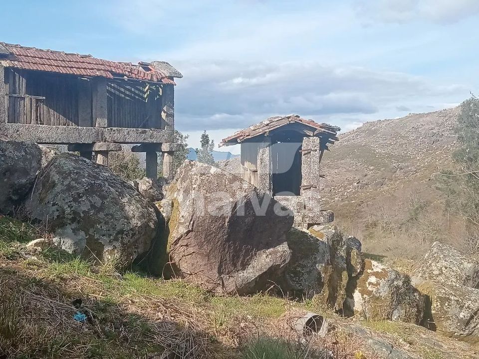 Helårsgrund i Ponte da Barca, Viana do Castelo - foto 2