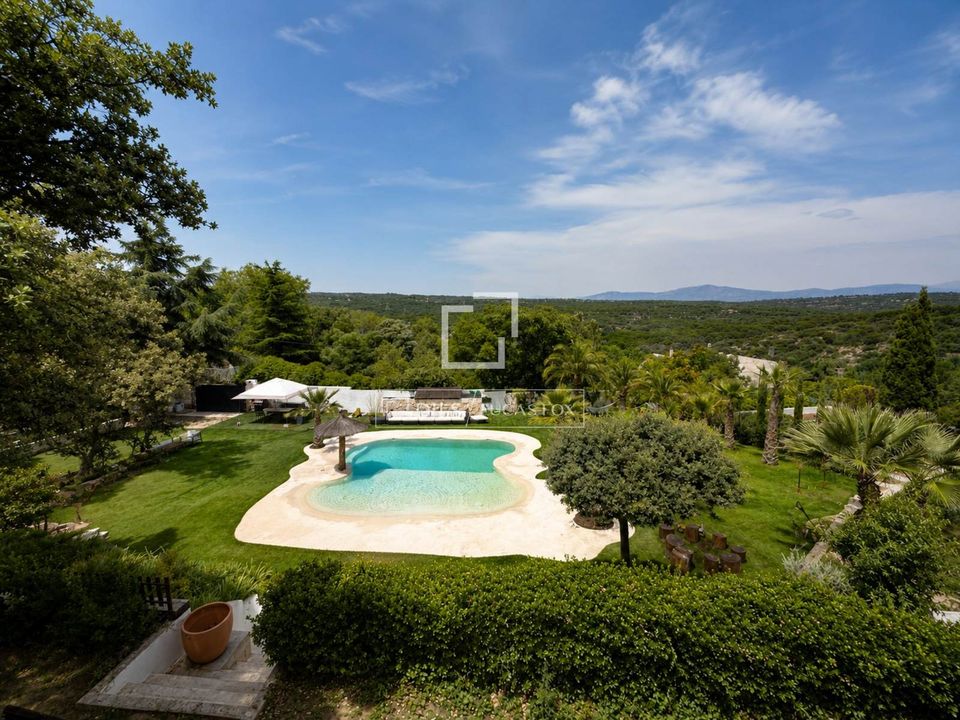 Villa i Torrelodones, Madrid - bilde 1
