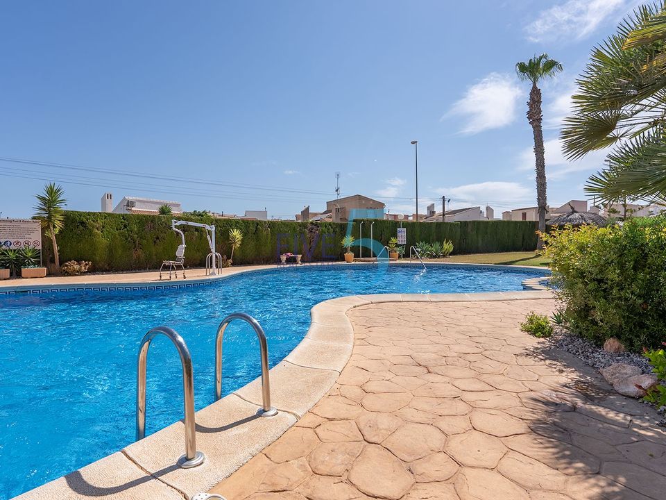 Byhus i La Florida (Orihuela Costa), Alicante - foto 2