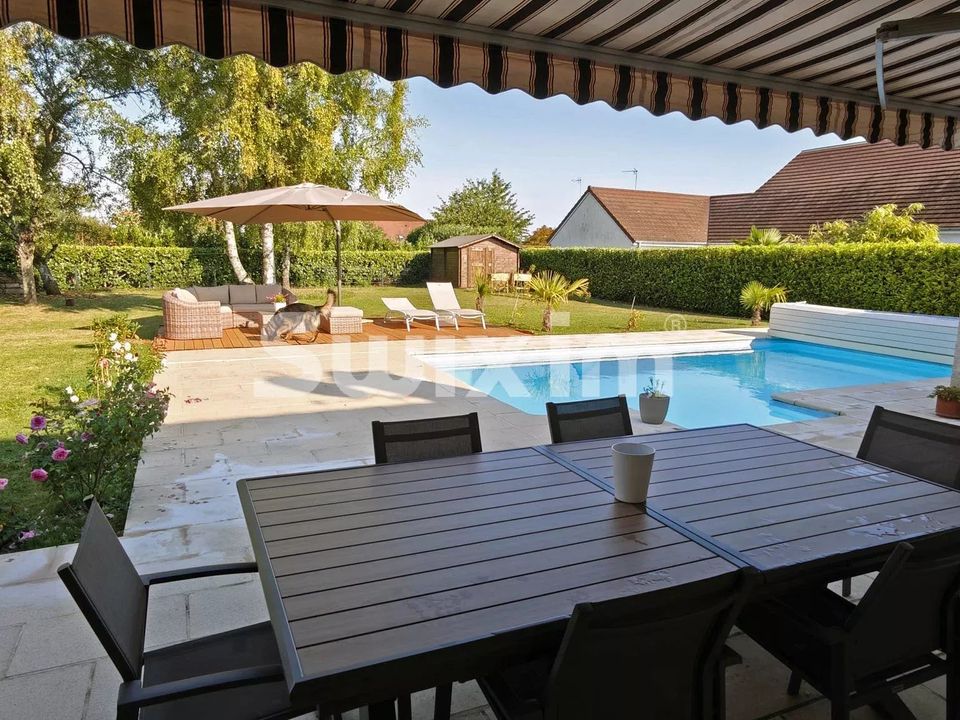 Villa in Damparis, Jura - foto 1