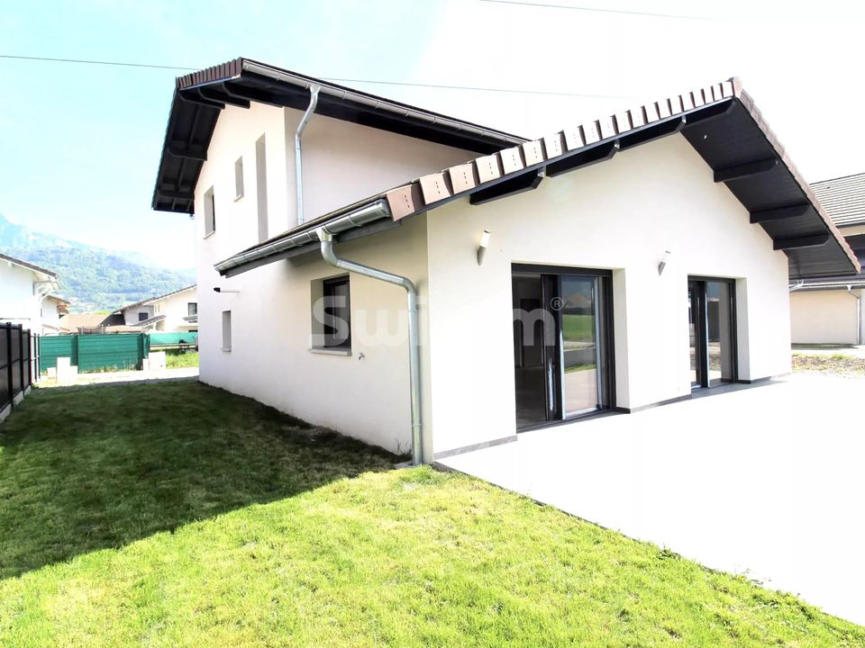 Villa i Scionzier, Haute-Savoie - foto 1