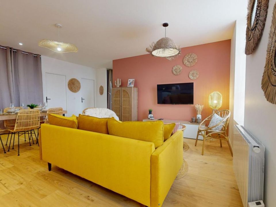 Apartment in Lyon, Rhone - photo 2
