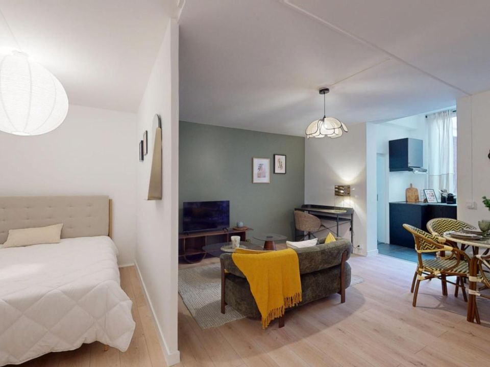 Studio in Bordeaux, Gironde - photo 1