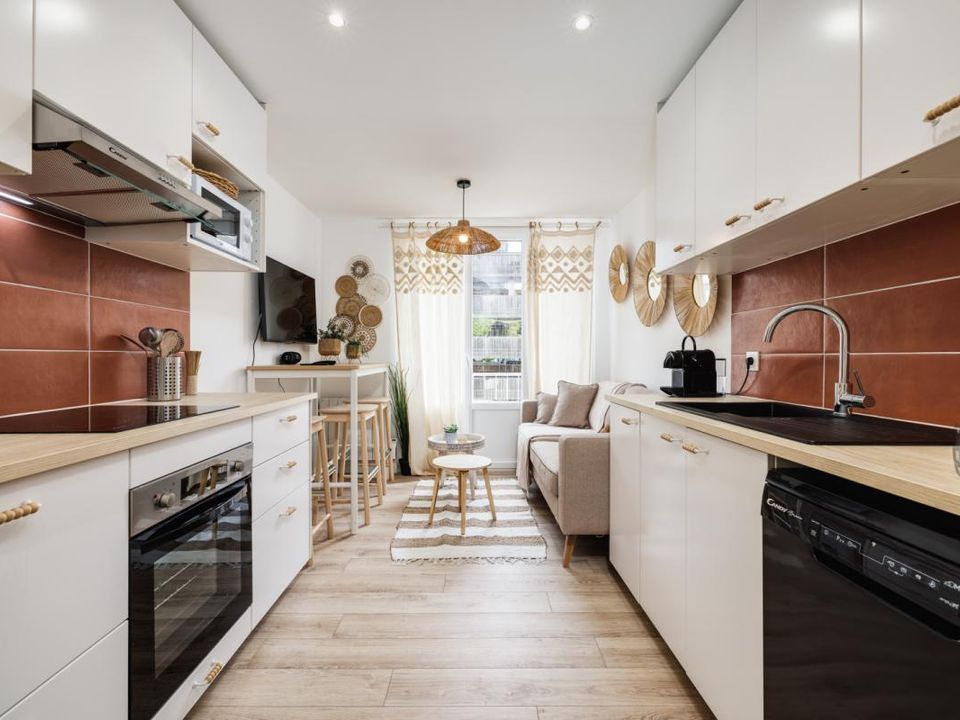 Apartment in Bordeaux, Gironde - photo 3