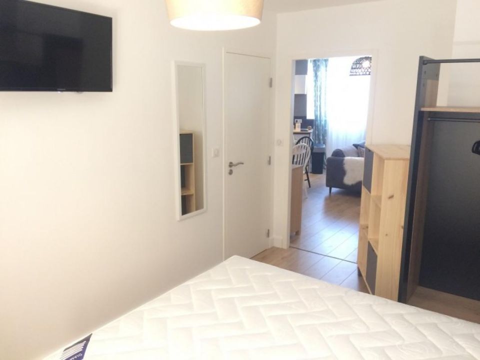 Apartment in Bordeaux, Gironde - photo 3