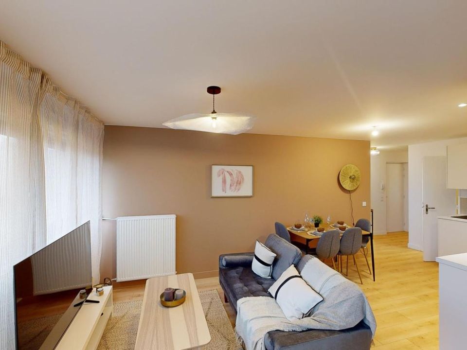 Apartment in Bordeaux, Gironde - photo 1