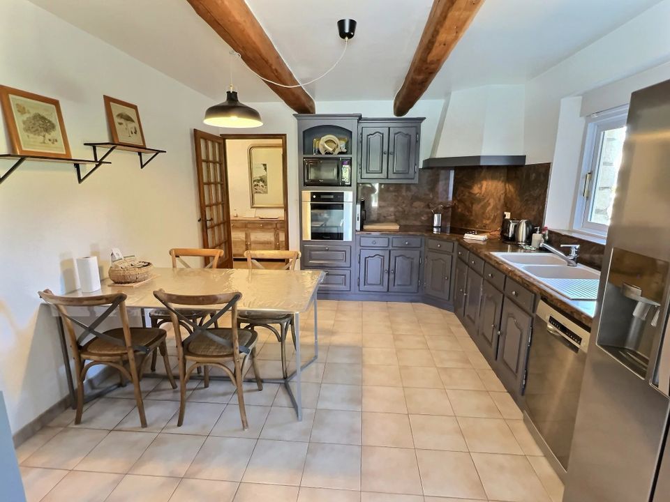 Villa in Taillades, Vaucluse - photo 5
