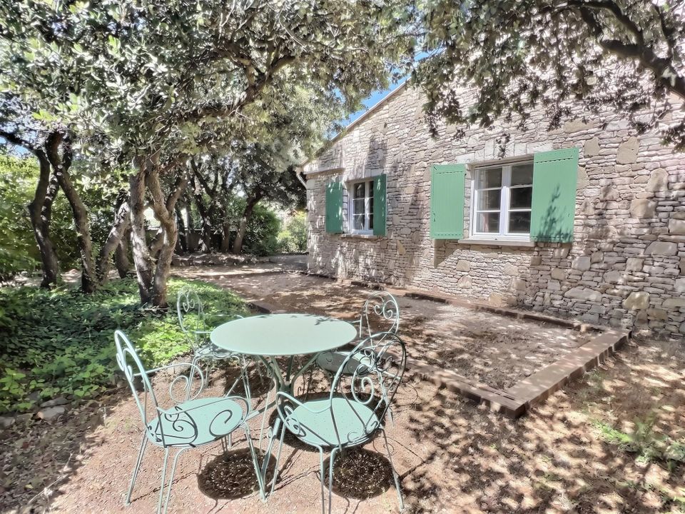 Villa in Taillades, Vaucluse - photo 3