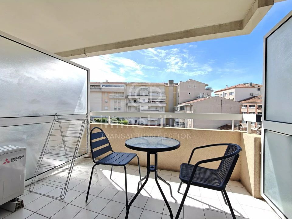 Lejlighed i Cannes-la-Bocca, Alpes-Maritimes - foto 3