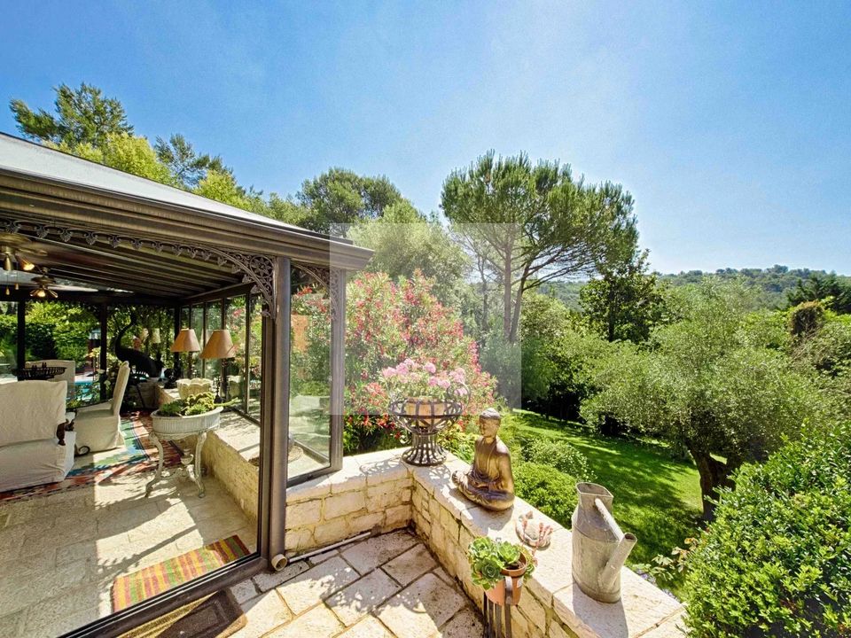Villa i Mougins, Alpes-Maritimes - foto 1