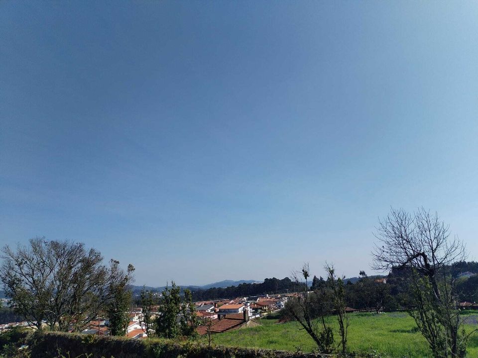 Helårsgrund i Uniao das freguesias de Coronado, Porto - foto 2