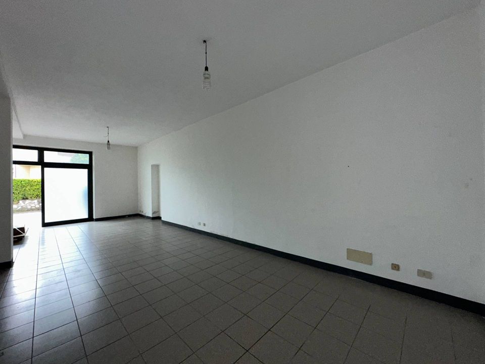Erhvervsejendom i Capannori, Lucca - foto 1