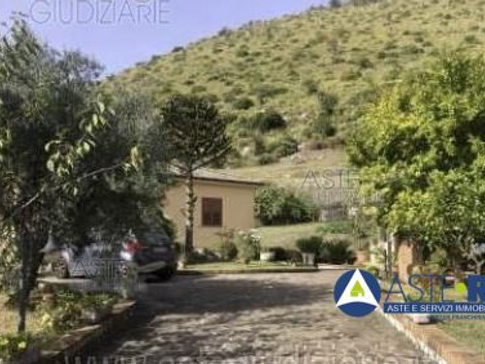 Villa i Maenza, Latina - foto 1