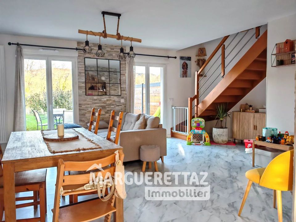 Villa i Viuz-en-Sallaz, Haute-Savoie - foto 1