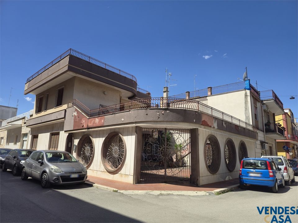 Villa i Adelfia, Bari - foto 1