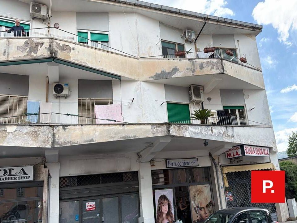 Erhvervsejendom i Caserta, Caserta - foto 4