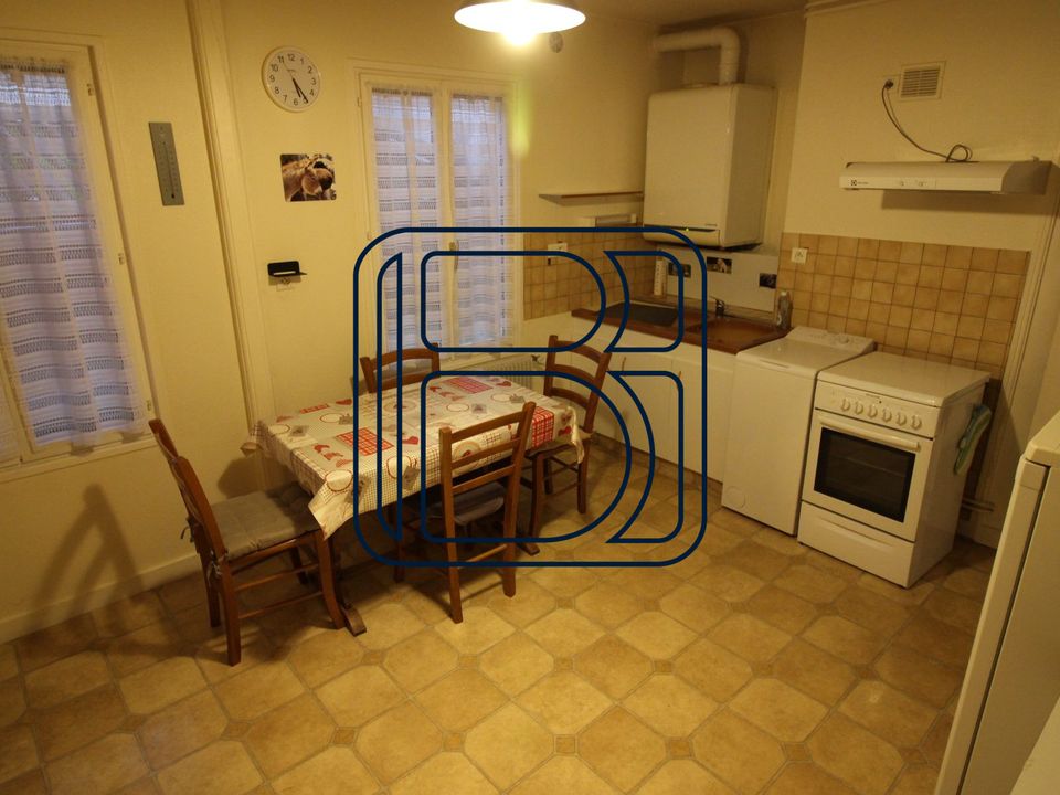Apartment in Ambert, Puy-de-Dome - photo 3