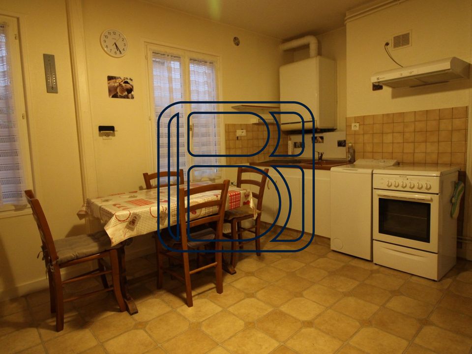Apartment in Ambert, Puy-de-Dome - photo 4