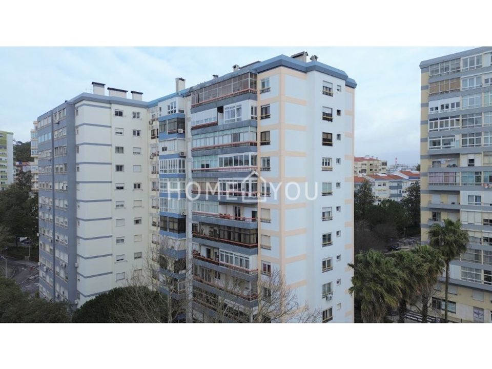 Lejlighed i Carnaxide, Lisbon - foto 1