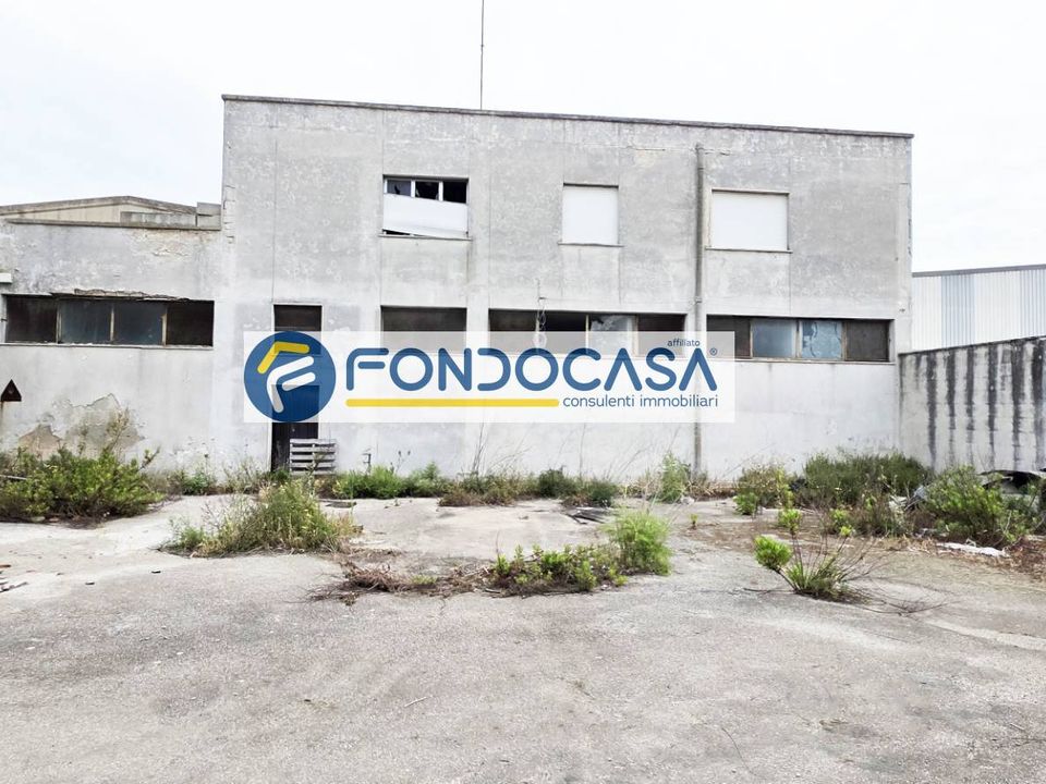 Erhvervsejendom i Brindisi, Brindisi - foto 1