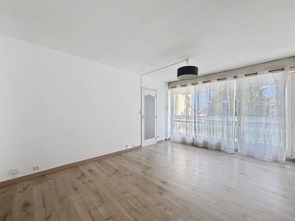 Lejlighed i Élancourt, Yvelines - foto 2
