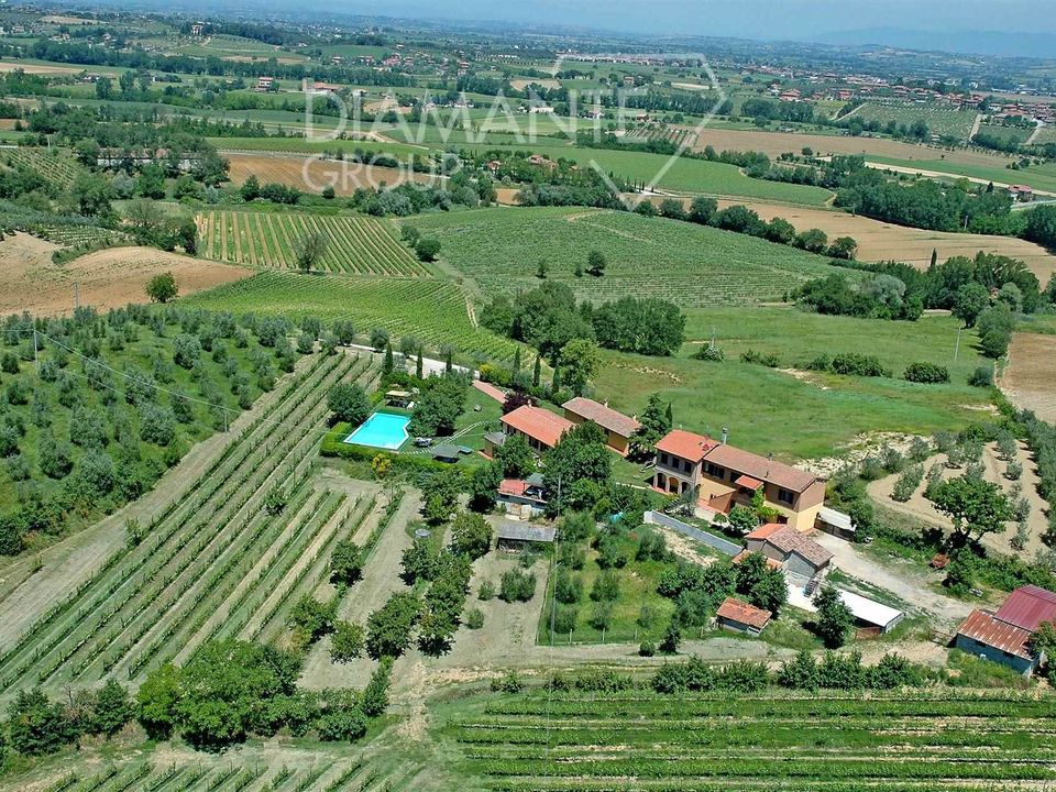 Farm hus i Montepulciano, Siena - foto 1
