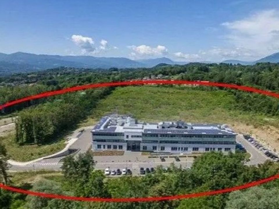 Helårsgrund i Belluno, Belluno - foto 1