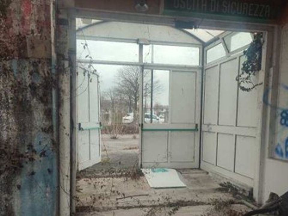Erhvervsejendom i Vajont, Pordenone - foto 5