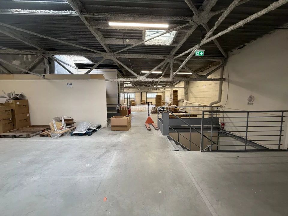 Erhvervsejendom i Metz-Tessy, Haute-Savoie - foto 3