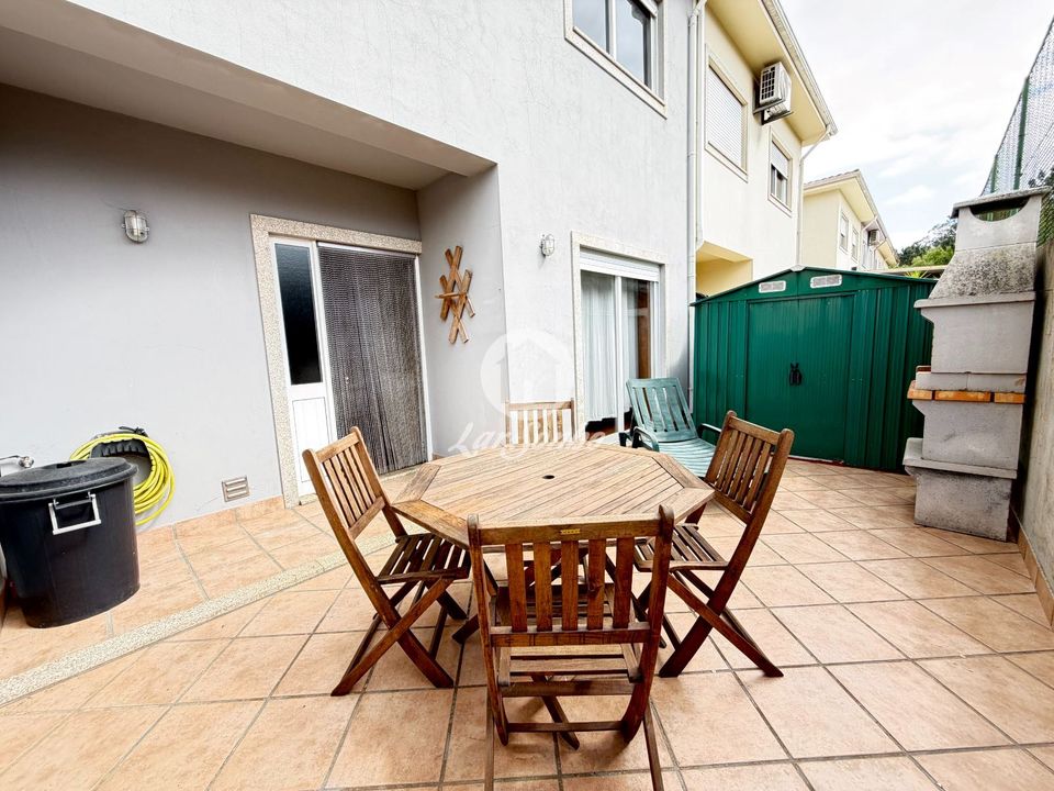 Rækkehus i Vila Nova de Famalicao, Braga - foto 1