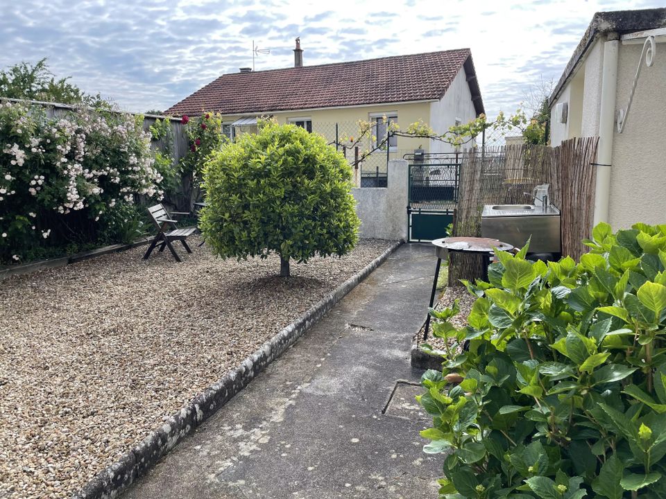 Landsbyhus i Sanxay, Vienne - foto 1