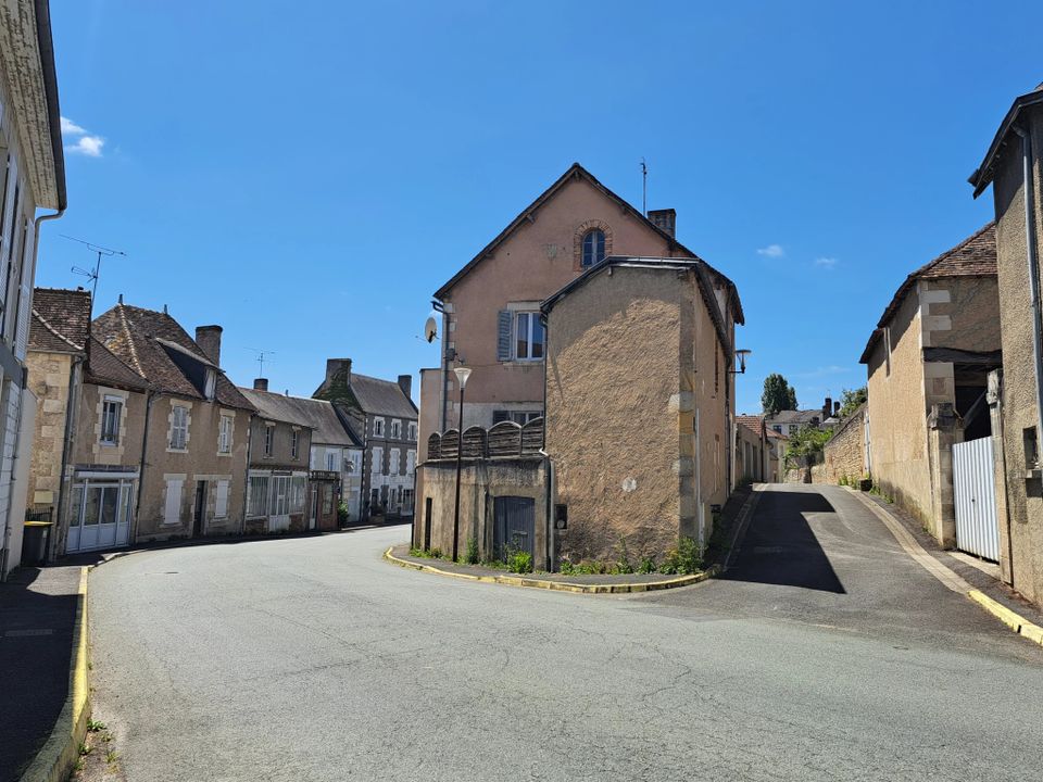 Landsbyhus i La Trimouille, Vienne - bilde 1