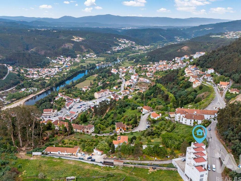 Rækkehus i Penacova, Coimbra - foto 1