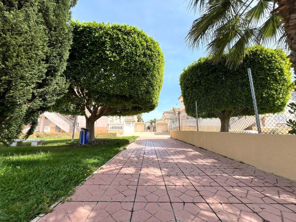 Bungalow i Orihuela Costa, Alicante - foto 2