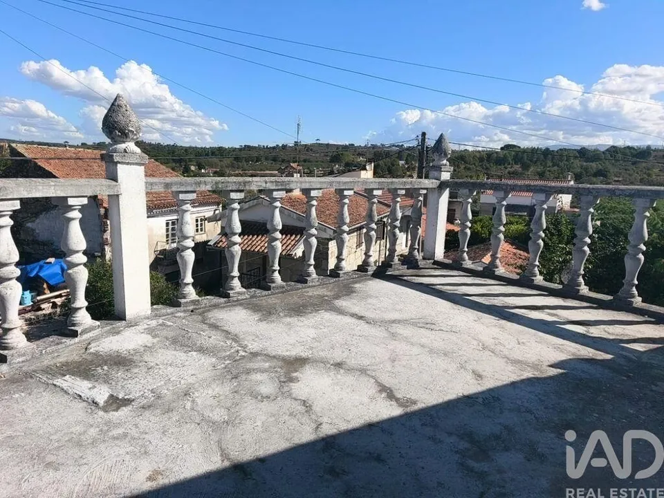 Byhus i Seia, Guarda - foto 3