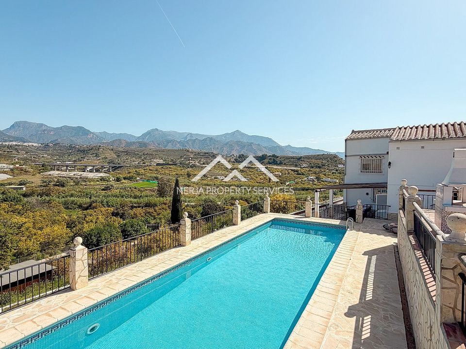 Villa i Nerja, Malaga - foto 3