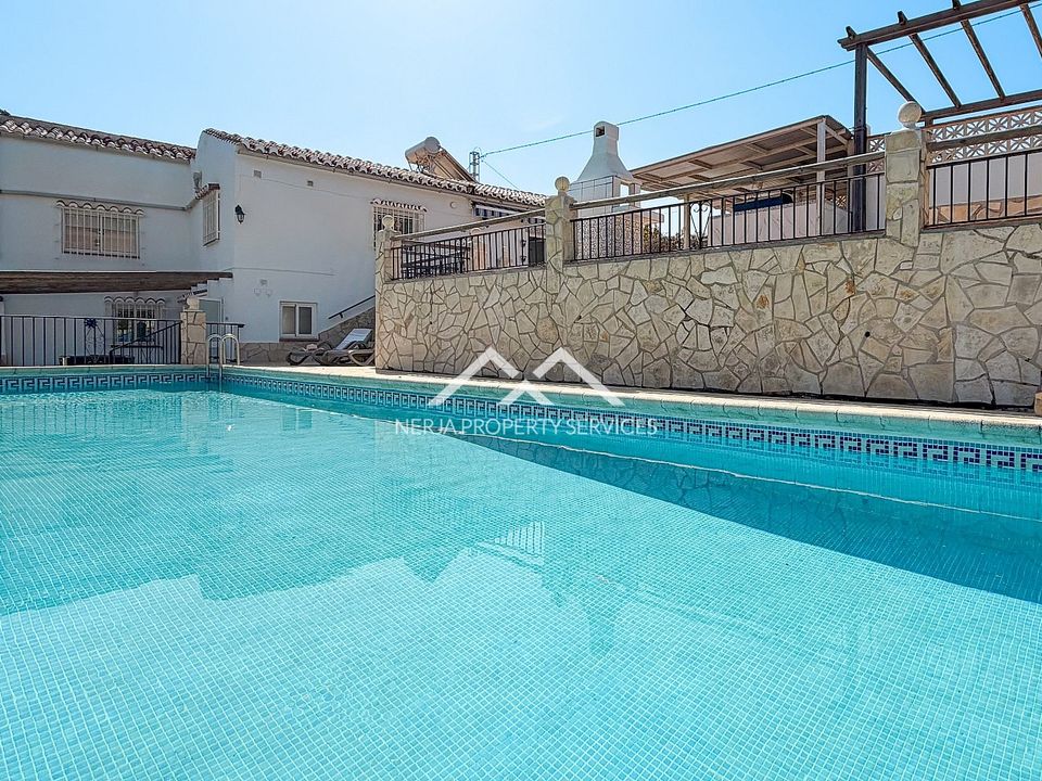 Villa i Nerja, Malaga - foto 4